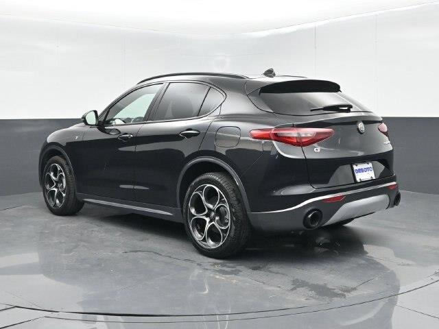 2023 Alfa Romeo Stelvio - $25,941