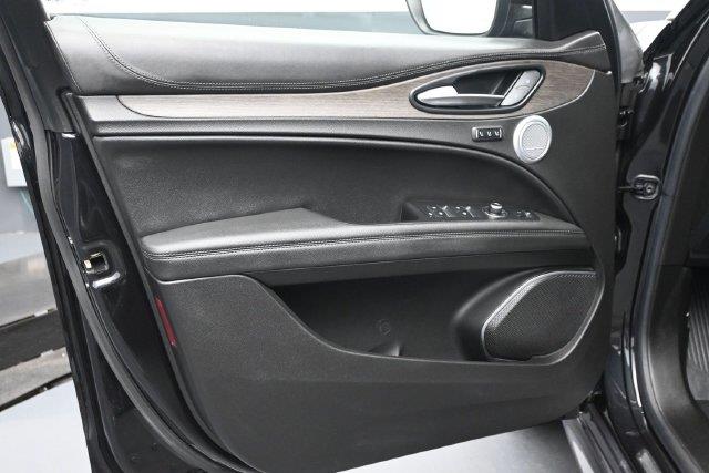 2023 Alfa Romeo Stelvio - $25,941