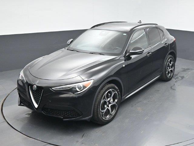 2023 Alfa Romeo Stelvio - $25,941