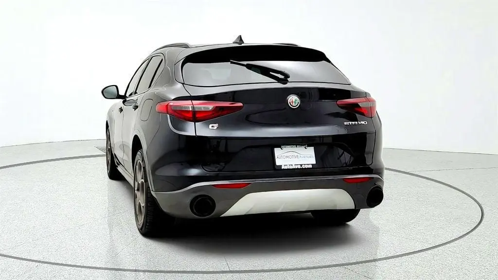 2023 Alfa Romeo Stelvio - $19,695