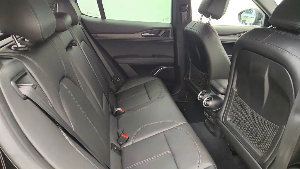 2023 Alfa Romeo Stelvio - $19,695