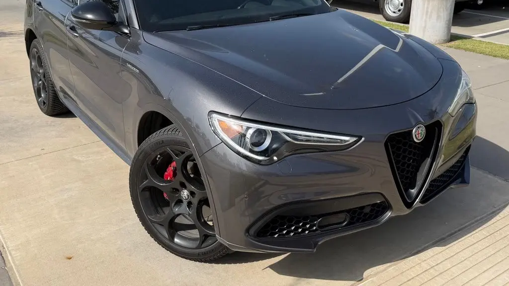 2022 Alfa Romeo Stelvio Ti