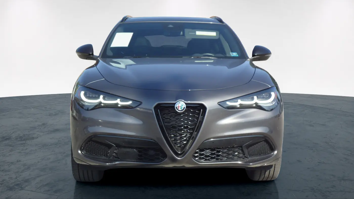 2024 Alfa Romeo Stelvio Ti