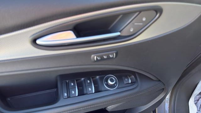 2024 Alfa Romeo Stelvio Ti