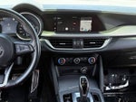 2022 Stelvio Thumbnail 17