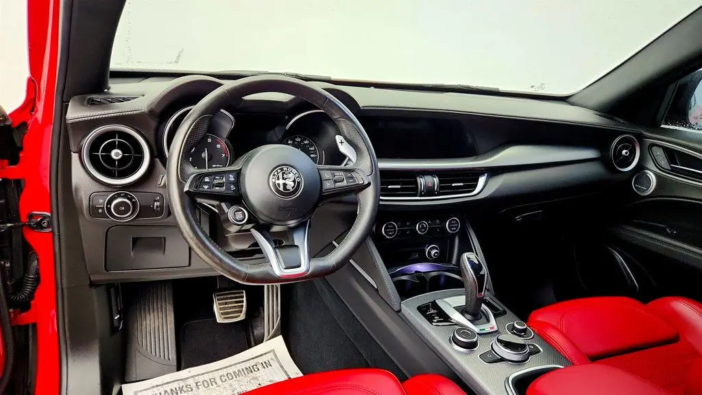 2022 Alfa Romeo Stelvio Ti
