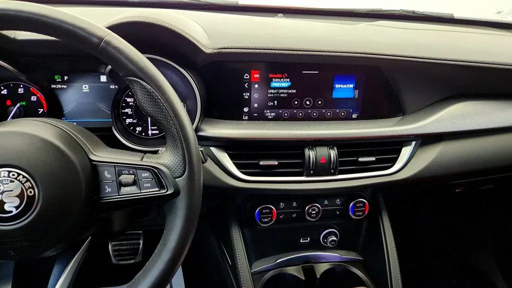 2022 Alfa Romeo Stelvio Ti