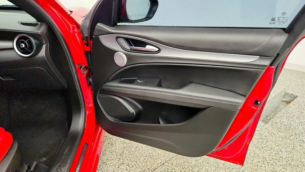 2022 Alfa Romeo Stelvio Ti