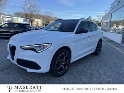 2022 Alfa Romeo Stelvio AWD Veloce 4DR Crossover