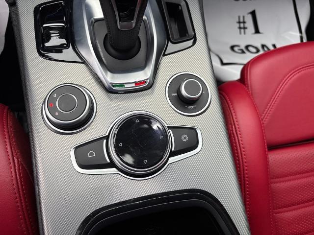 2024 Alfa Romeo Stelvio