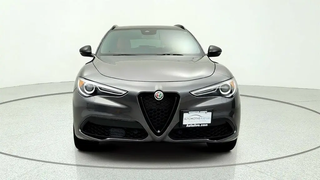 2022 Alfa Romeo Stelvio Ti