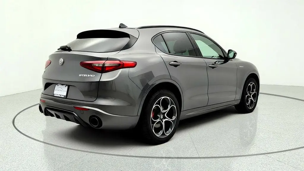 2022 Alfa Romeo Stelvio Ti