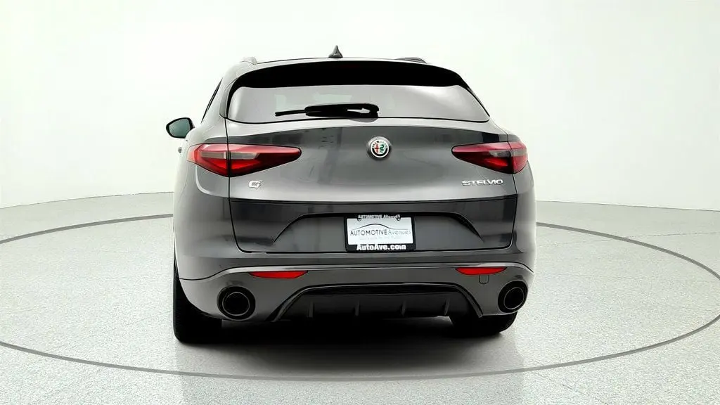 2022 Alfa Romeo Stelvio Ti