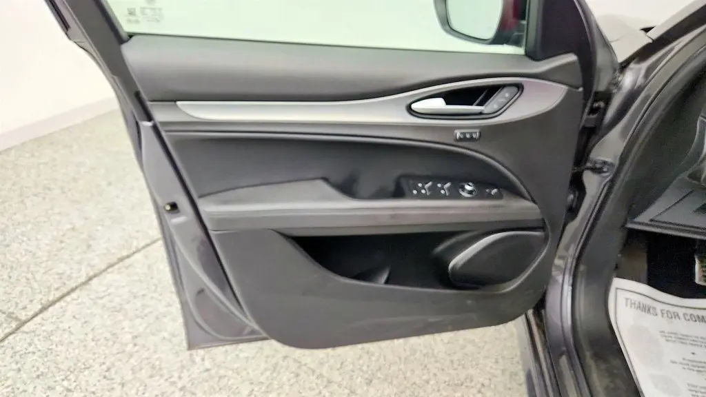 2022 Alfa Romeo Stelvio Ti