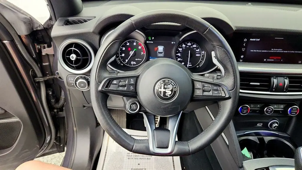 2022 Alfa Romeo Stelvio Ti