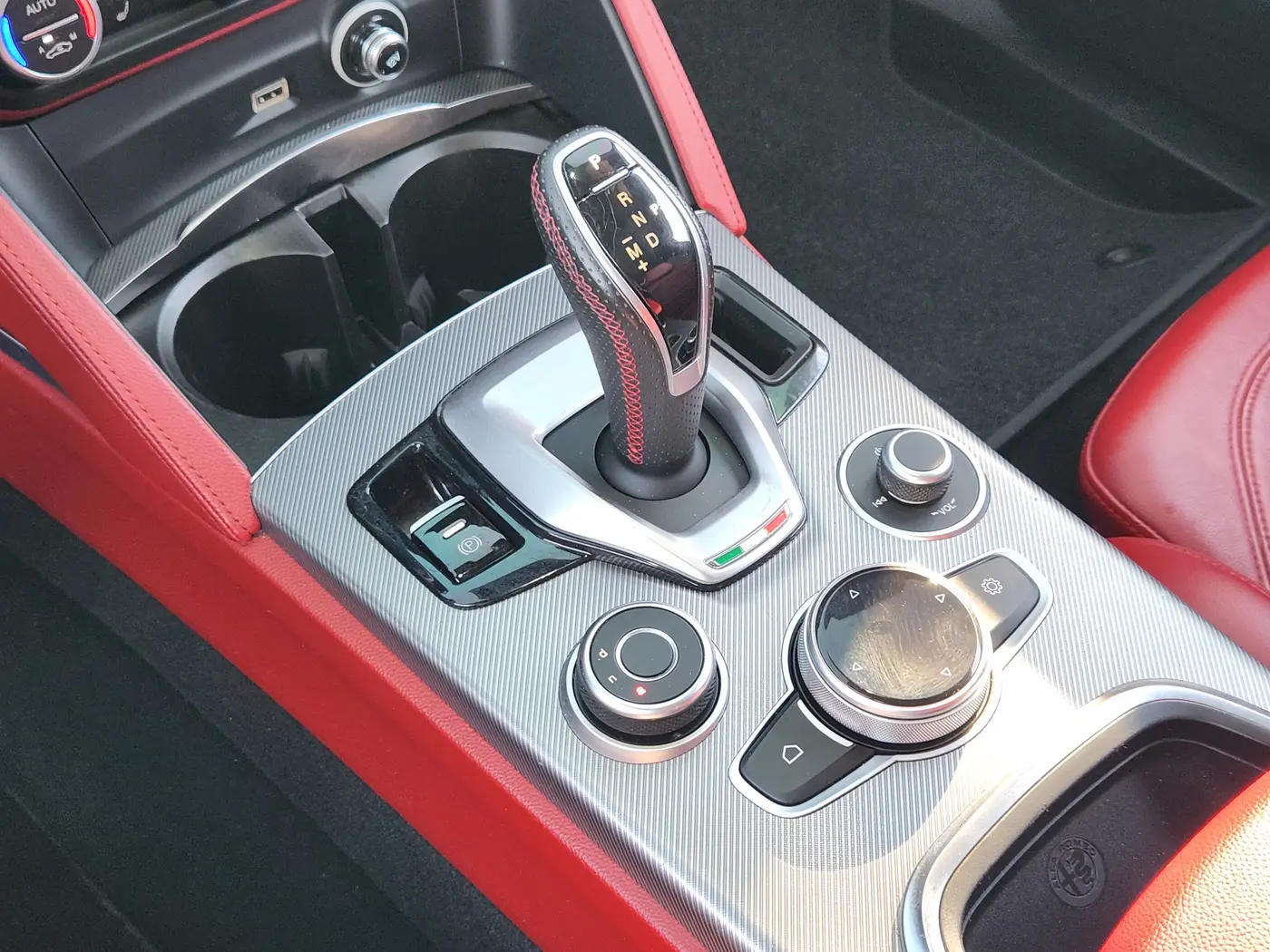 2021 Alfa Romeo Stelvio - $23,917
