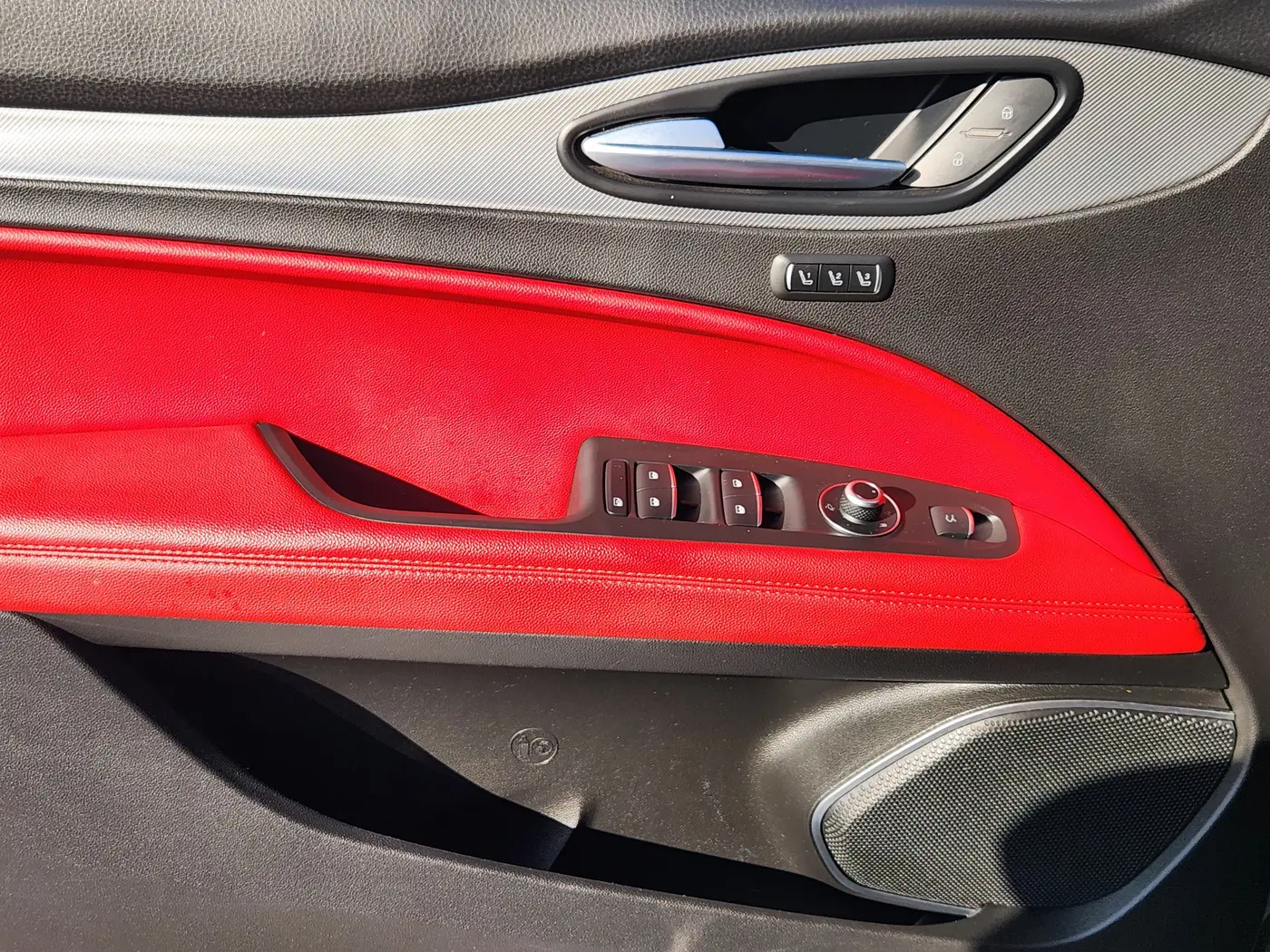 2021 Alfa Romeo Stelvio - $23,917