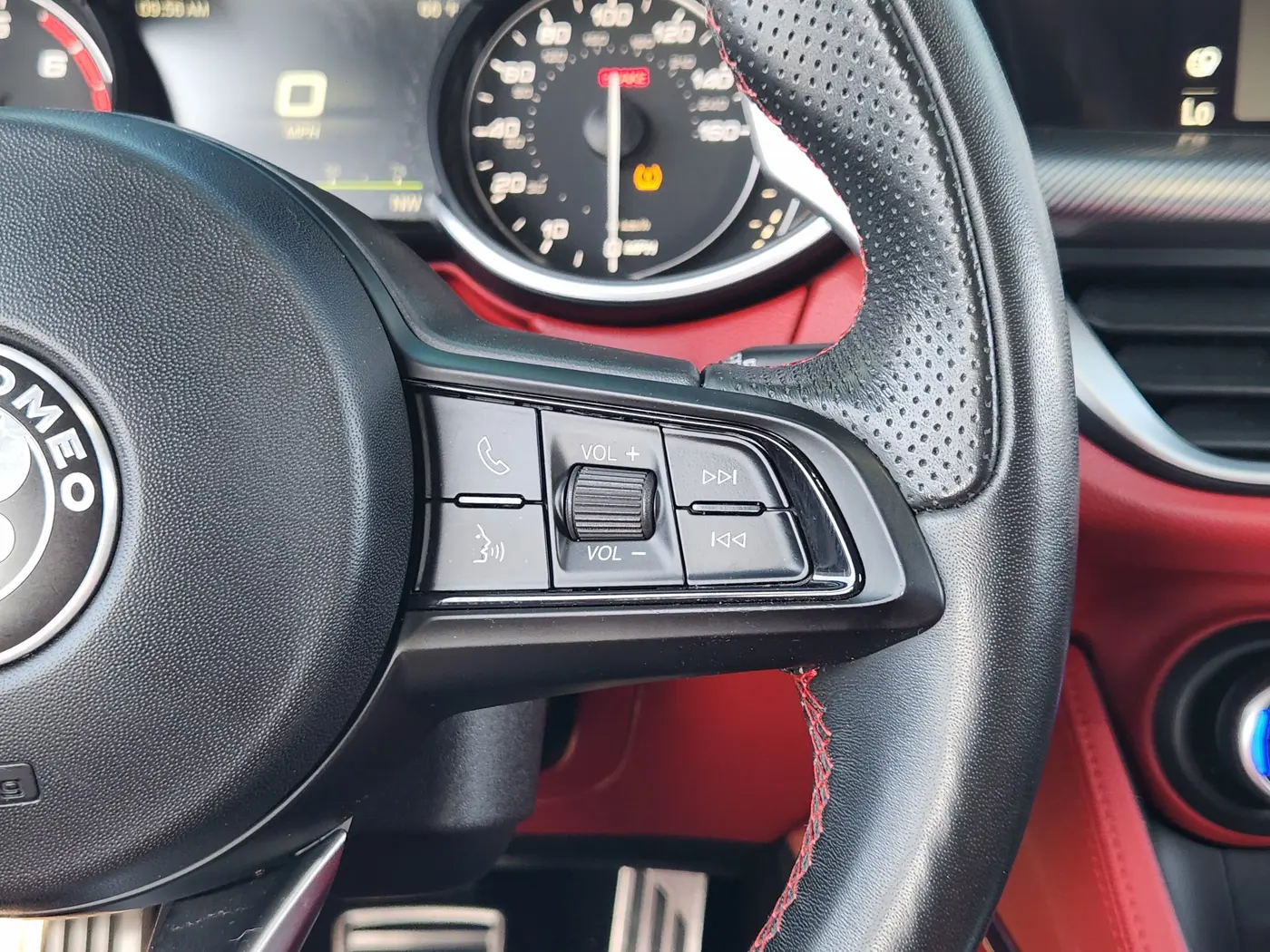 2021 Alfa Romeo Stelvio - $23,917