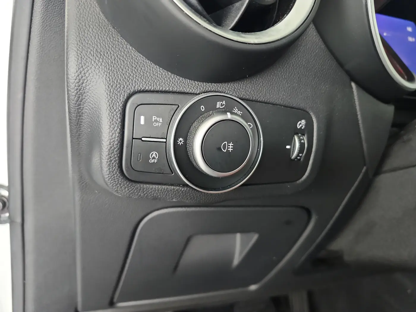 2019 Alfa Romeo Stelvio - $15,700