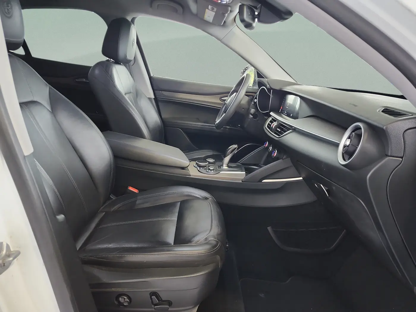 2019 Alfa Romeo Stelvio - $15,700