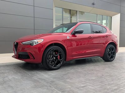 2022 Alfa Romeo Stelvio AWD Quadrifoglio 4DR Crossover