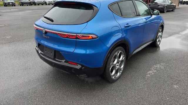 2025 Alfa Romeo Tonale Hybrid Base