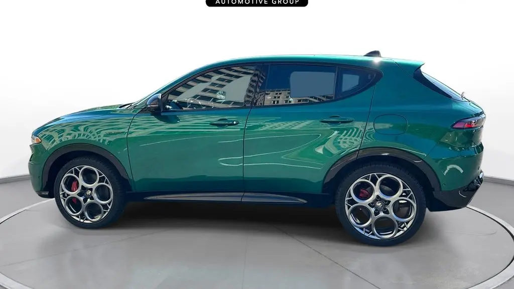 2025 Alfa Romeo Tonale Hybrid Base