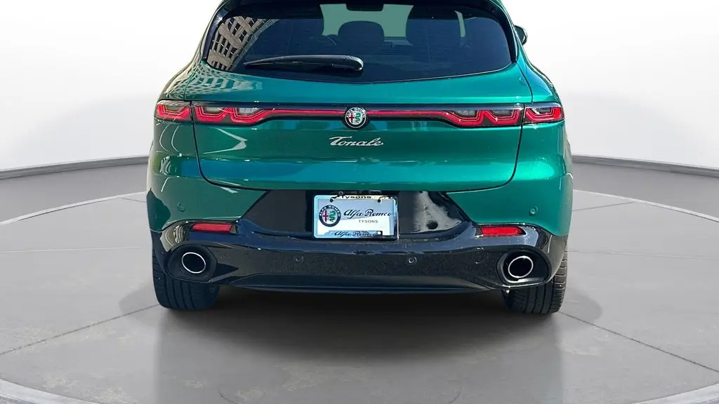 2025 Alfa Romeo Tonale Hybrid Base
