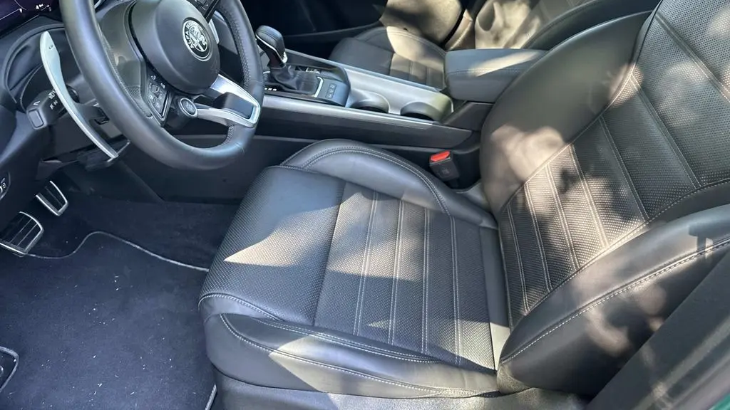 2025 Alfa Romeo Tonale Hybrid Base