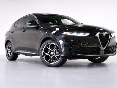 Photo of a 2024 Alfa Romeo Tonale Hybrid Eawd TI 4DR Crossover for sale