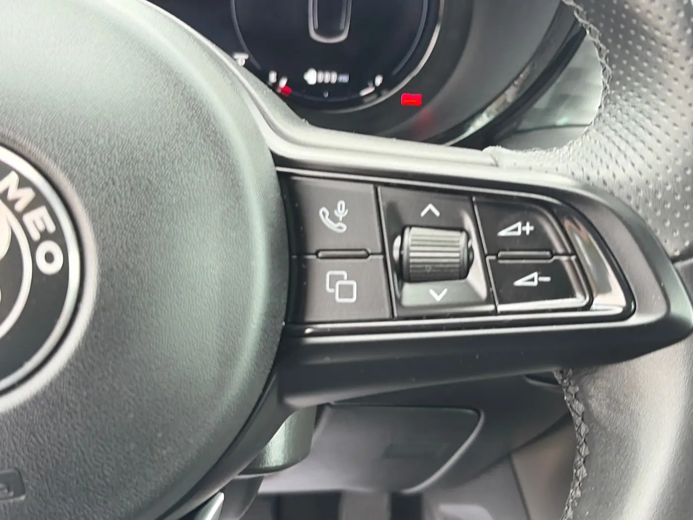 2024 Alfa Romeo Tonale - $24,972