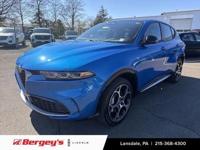 Photo of a 2024 Alfa Romeo Tonale Hybrid Eawd TI 4DR Crossover for sale