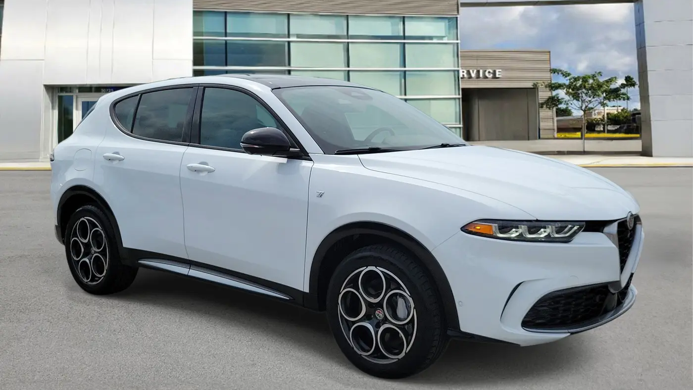 2024 Alfa Romeo Tonale Hybrid Ti