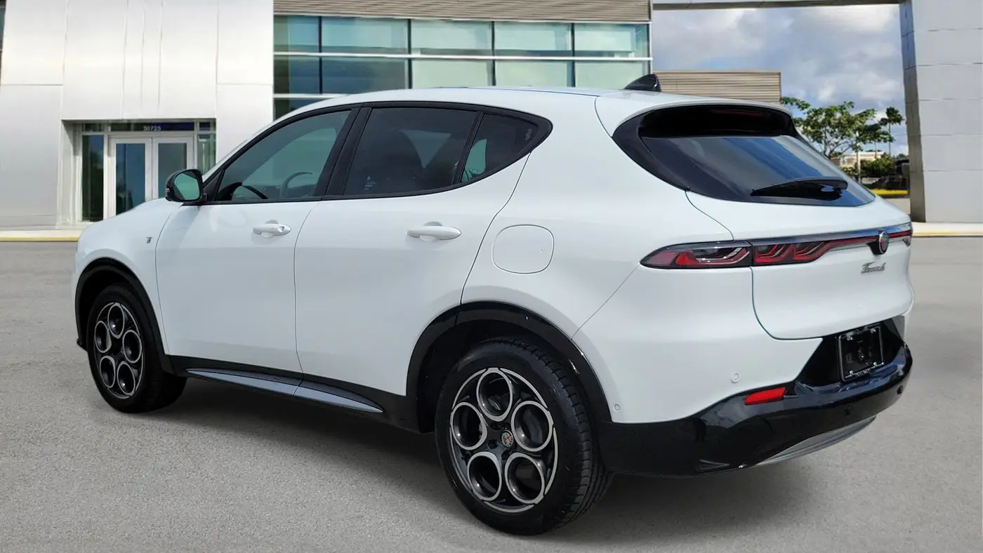 2024 Alfa Romeo Tonale Hybrid Ti
