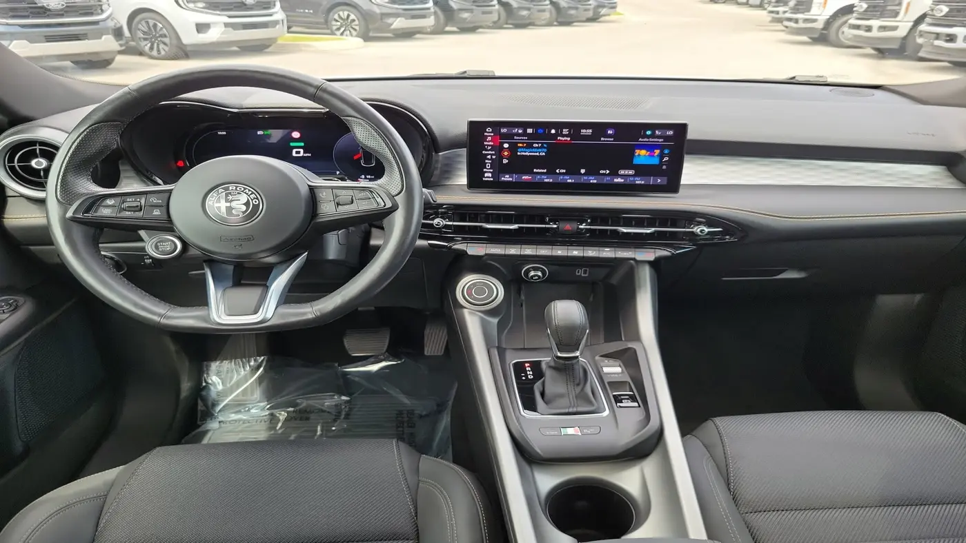 2024 Alfa Romeo Tonale Hybrid Ti