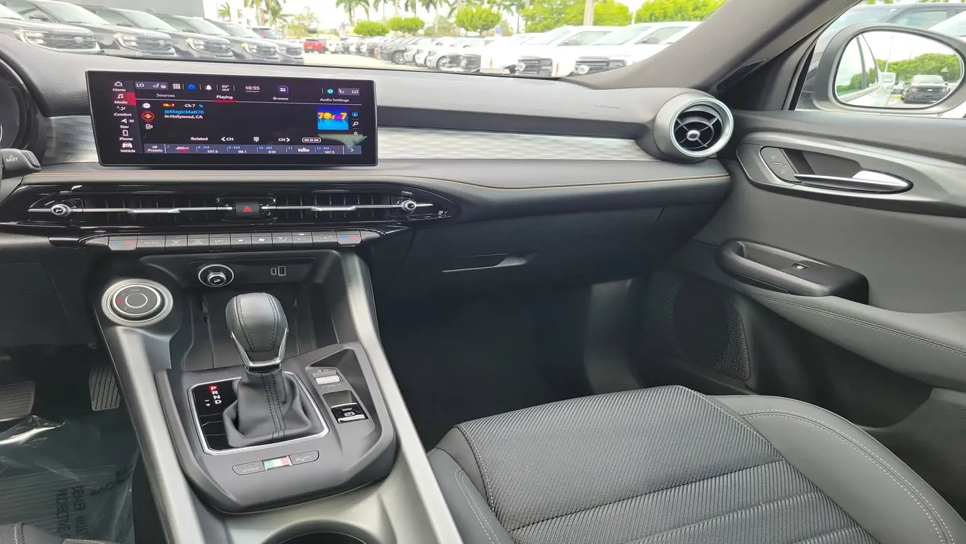 2024 Alfa Romeo Tonale Hybrid Ti