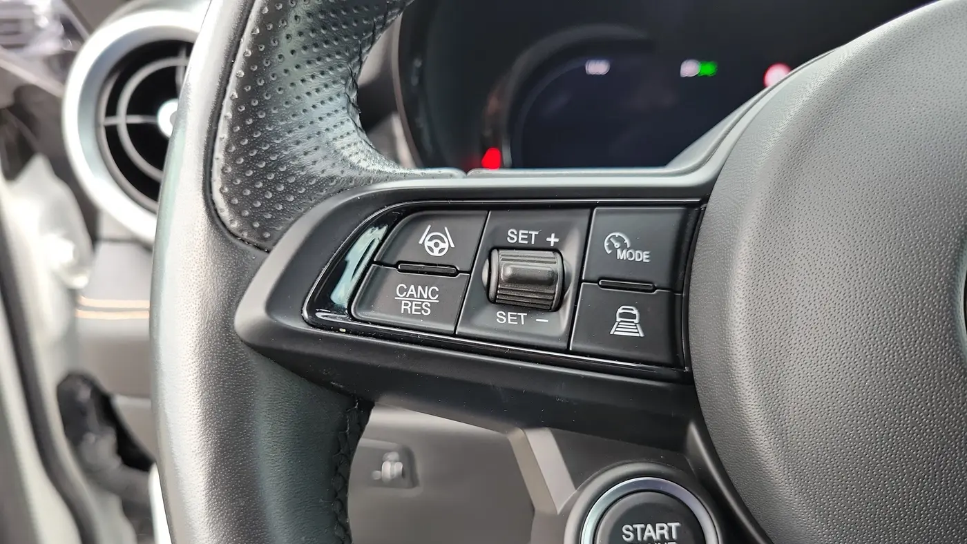 2024 Alfa Romeo Tonale Hybrid Ti