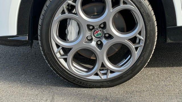 2024 Alfa Romeo Tonale Hybrid Ti