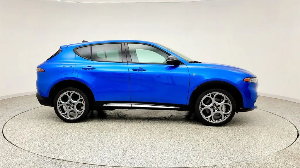 2024 Alfa Romeo Tonale Hybrid Ti