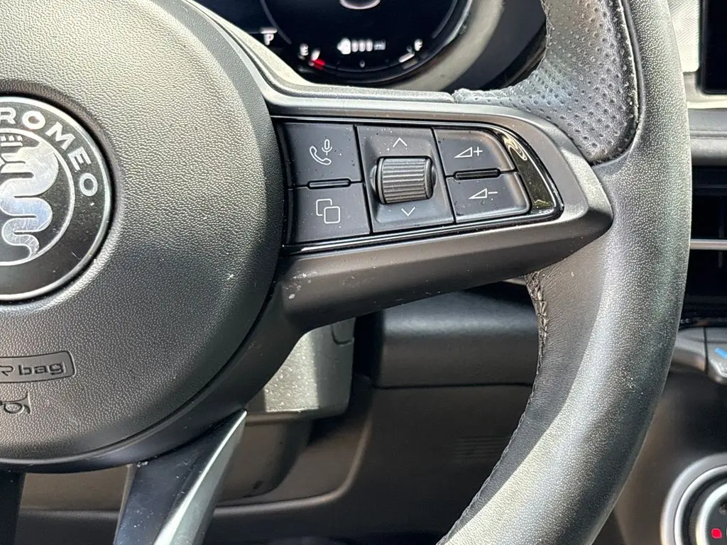 2024 Alfa Romeo Tonale - $19,500