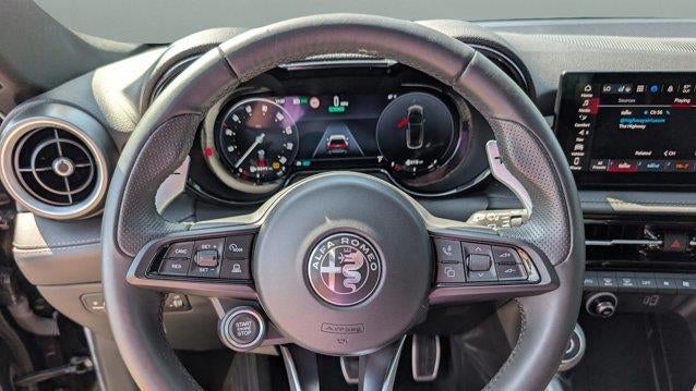 2024 Alfa Romeo Tonale Hybrid Ti