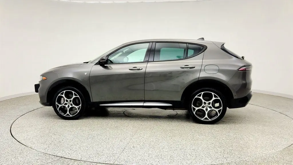 2024 Alfa Romeo Tonale Hybrid Ti