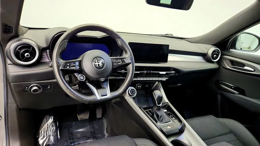 2024 Alfa Romeo Tonale Hybrid Ti