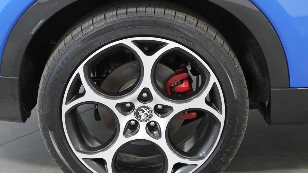 2024 Alfa Romeo Tonale Hybrid Veloce