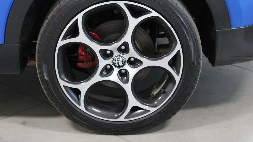 2024 Alfa Romeo Tonale Hybrid Veloce