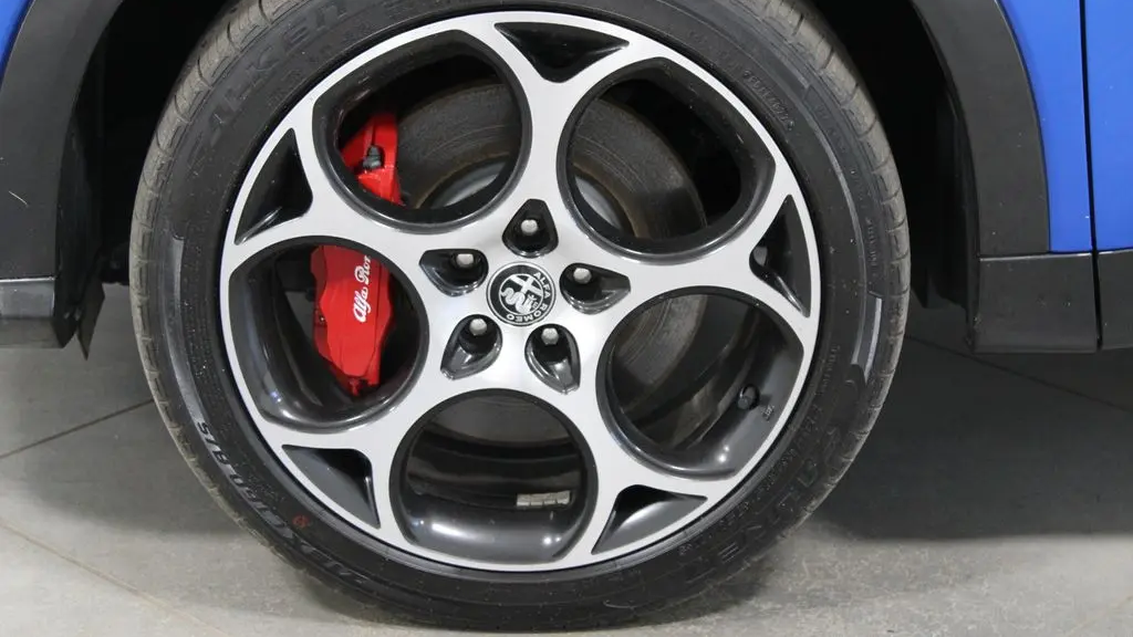 2024 Alfa Romeo Tonale Hybrid Veloce