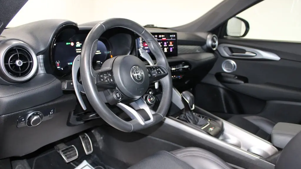 2024 Alfa Romeo Tonale Hybrid Veloce