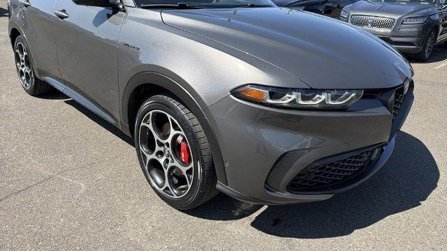 2024 Alfa Romeo Tonale Hybrid Veloce