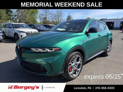 Photo of a 2024 Alfa Romeo Tonale Hybrid Eawd Veloce 4DR Crossover for sale
