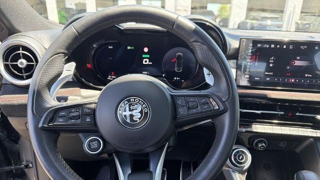2024 Alfa Romeo Tonale Hybrid Veloce